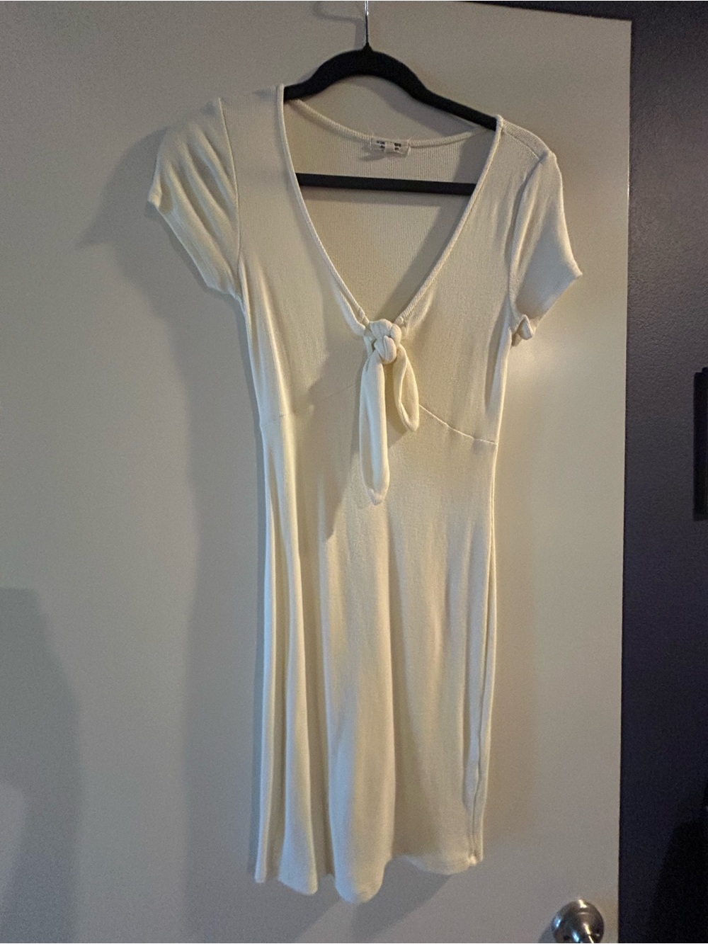 Heart Hips Cream Ribbed Tie-Front Top